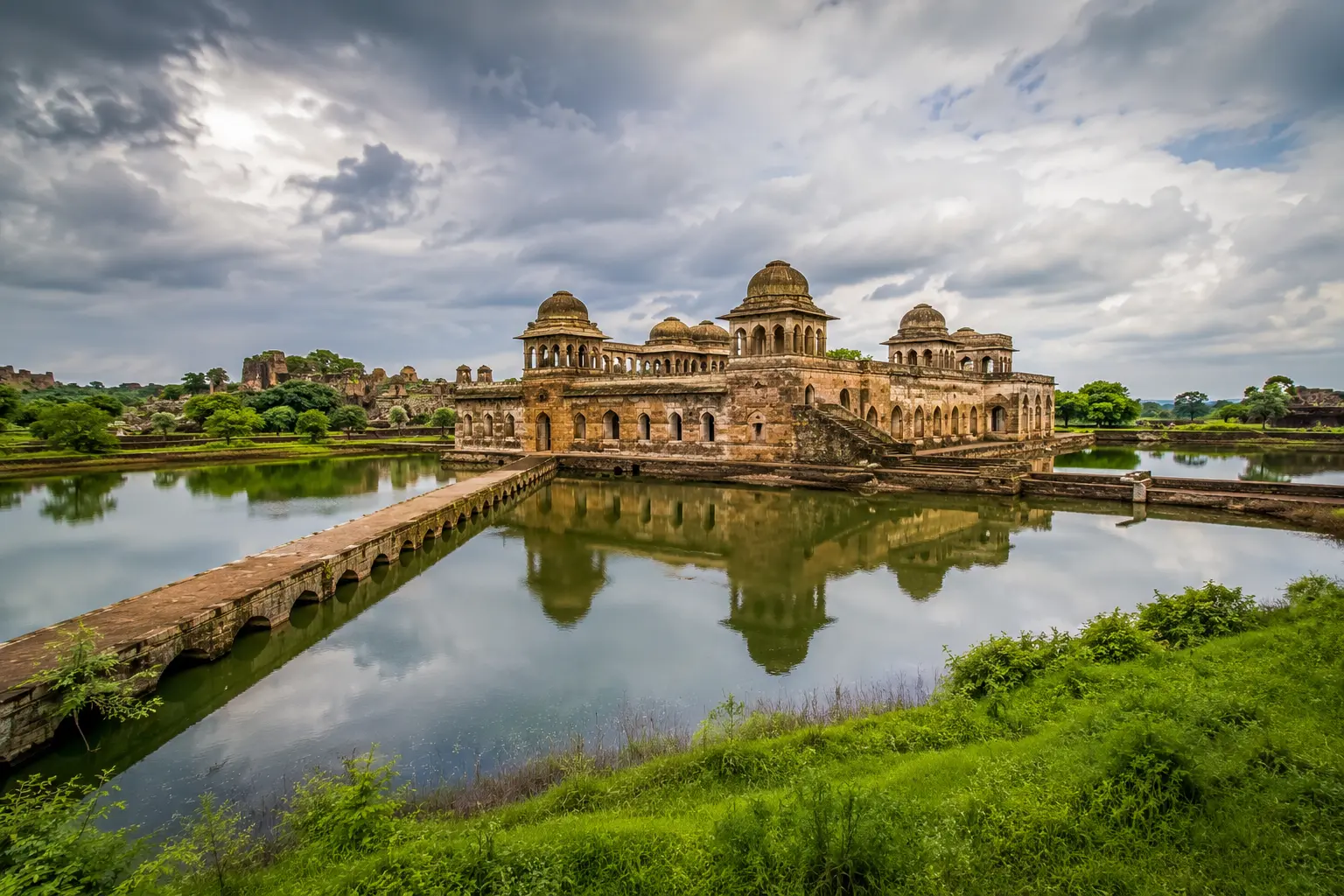 Tour – Ujjain – Mandu – Maheshwar – Omkareshwar – Indore_2